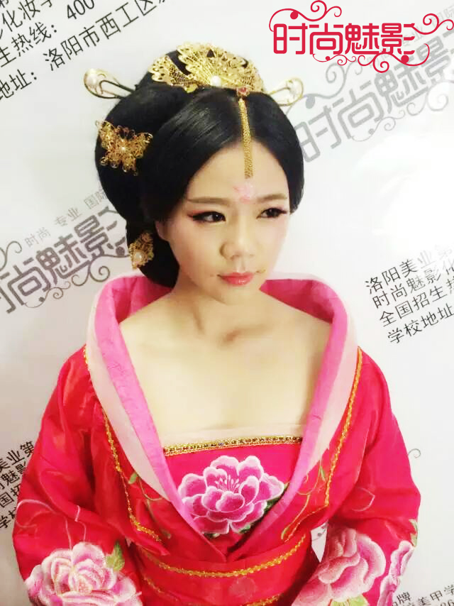 ʱӰױѧУ༶ѧԱƷ