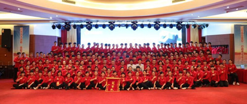�����ʳ���Ƶ�ɹ������г�ΰҵ����ǰ�籩�������Ŷ�PKģʽ������������ѵ